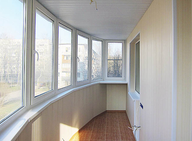 Замена холодного остекления на балконе на теплое Подольск
