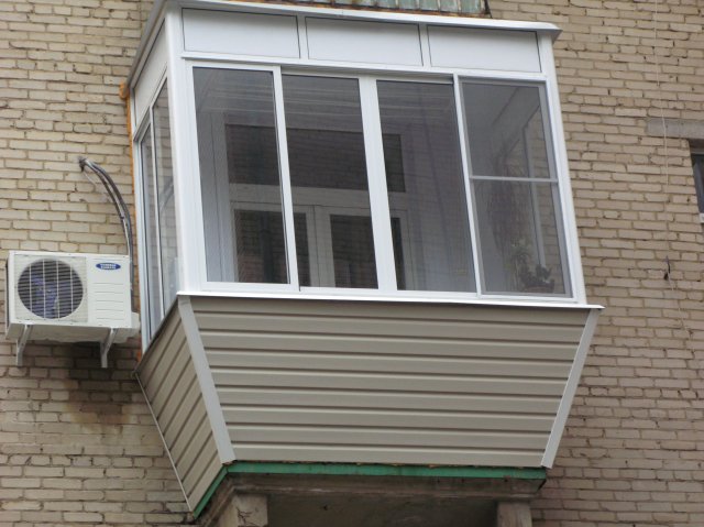 Остекление балконов в хрущевке с выносом по цене от производителя Подольск