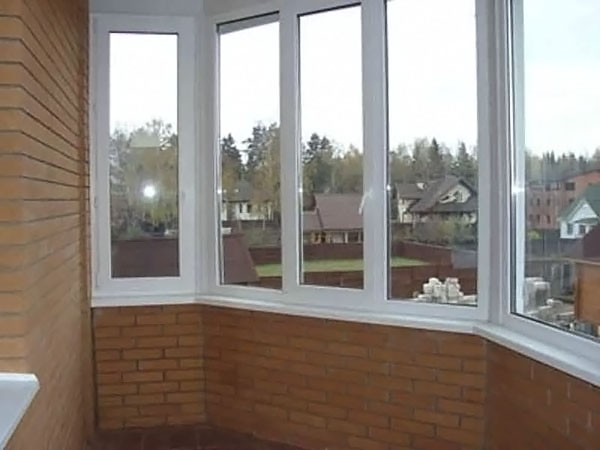 Остекления балкона в частном доме, коттедже и даче Подольск