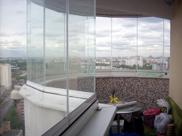 Остекление балконов: эркерных, круглых, закругленных Подольск